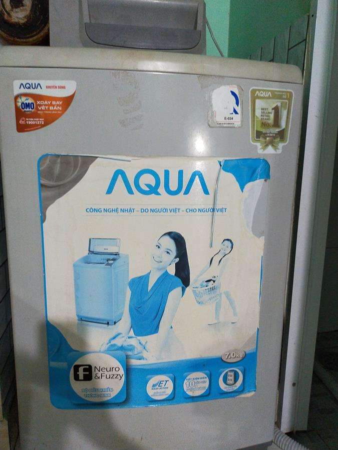 Khay đựng bột giặt và nước xả vải của máy giặt Aqua S70KT ở đâu