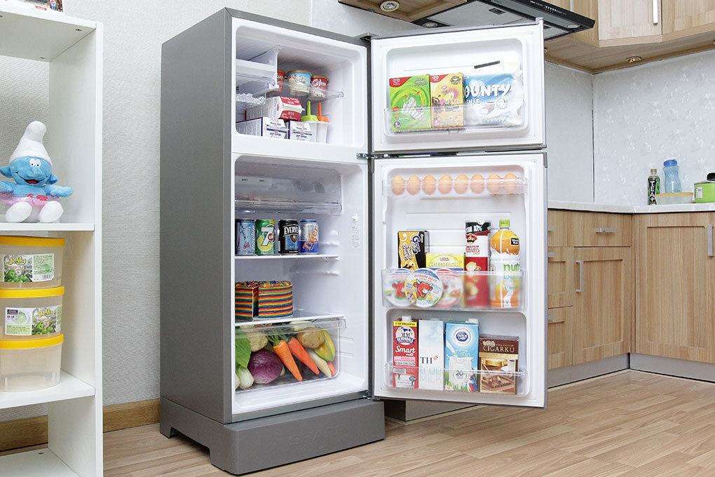 Tủ lạnh Sharp 180l thân thiện và dễ sử dụng