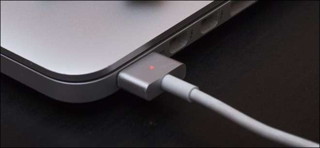 Cách nhận biết MacBook có đang được sạc hay không - ảnh 1