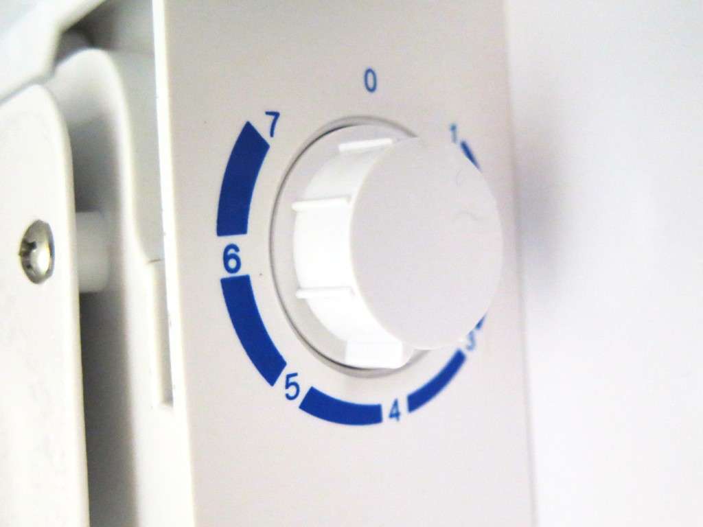 Những nút điểu chỉnh nhiệt độ tủ lạnh