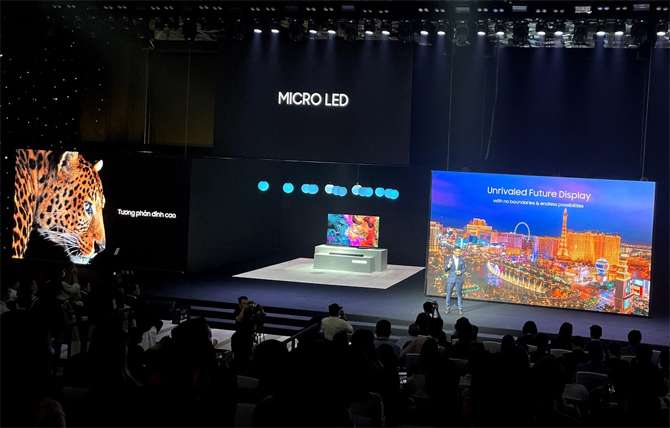 Samsung bán TV Micro LED tại Việt cùng với thị trường Hàn Quốc. Ảnh: Tuấn Hưng
