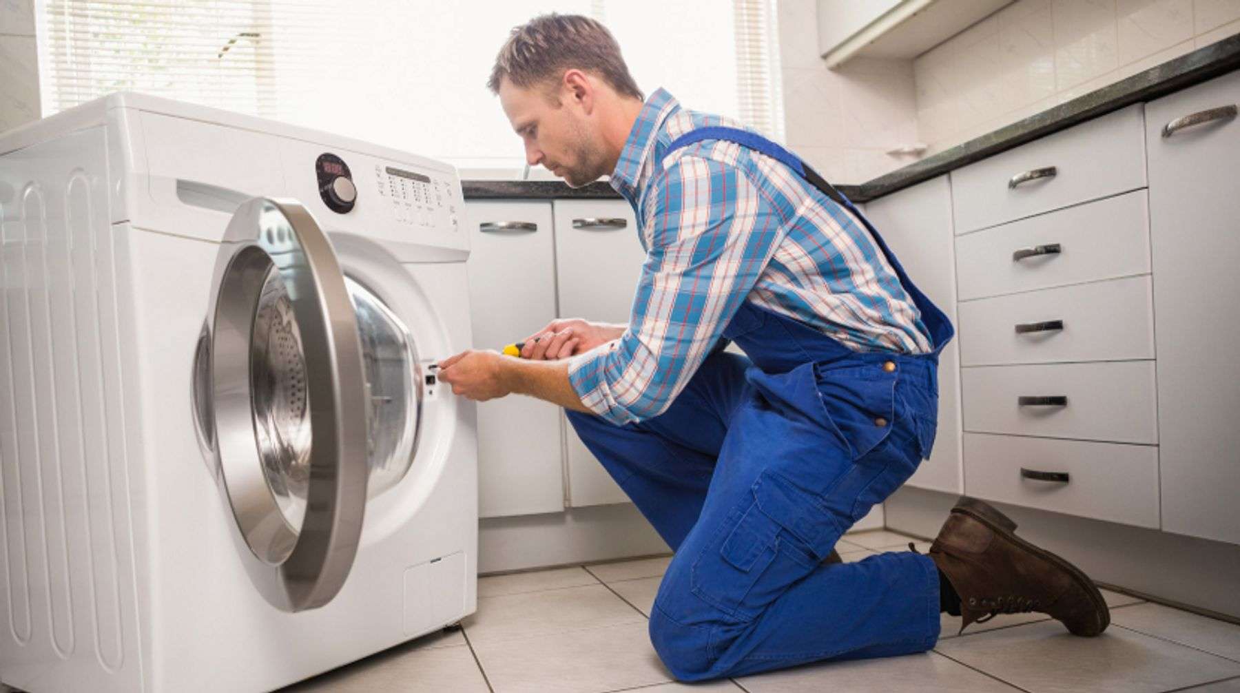 Kiểm tra các bộ phận của máy giặt