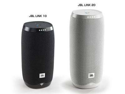 JBL Link 20 đứng cạnh người anh em nhỏ hơn là JBL Link 10