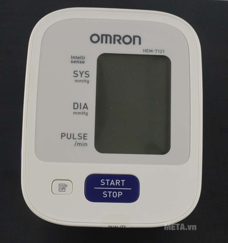 Máy đo huyết áp bắp tay tự động Omron HEM-7121 có biểu tượng để nhận biết nhịp tim không đều