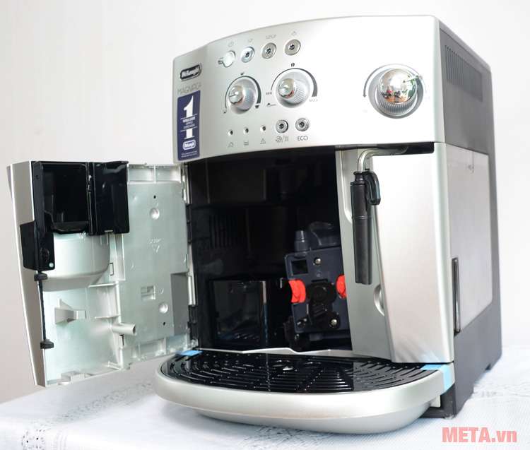 Máy pha cà phê tự động DeLonghi ESAM4200.S có thể tháo lắp dễ dàng