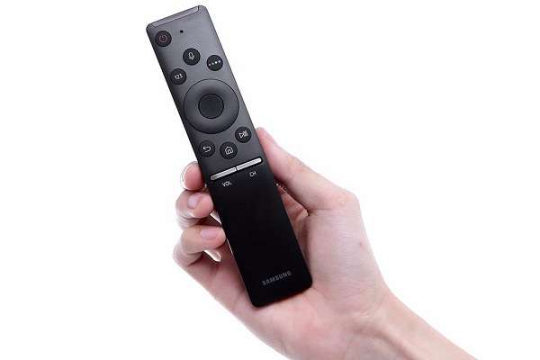 One Remote hiện đại và sử dụng cực kì đơn giản
