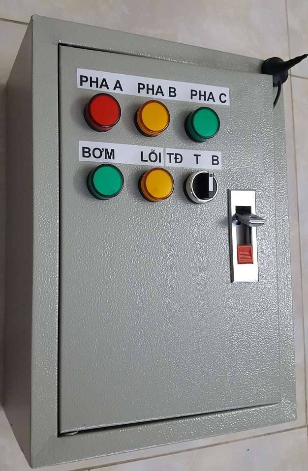 tủ điều khiển tưới tự động bơm 3 pha-10HP (13)