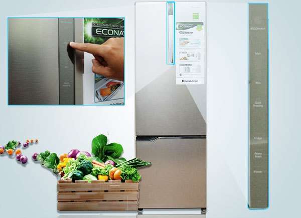 Điều chỉnh thuận tiện hơn với bảng điều chỉnh bên ngoài tủ lạnh Panasonic