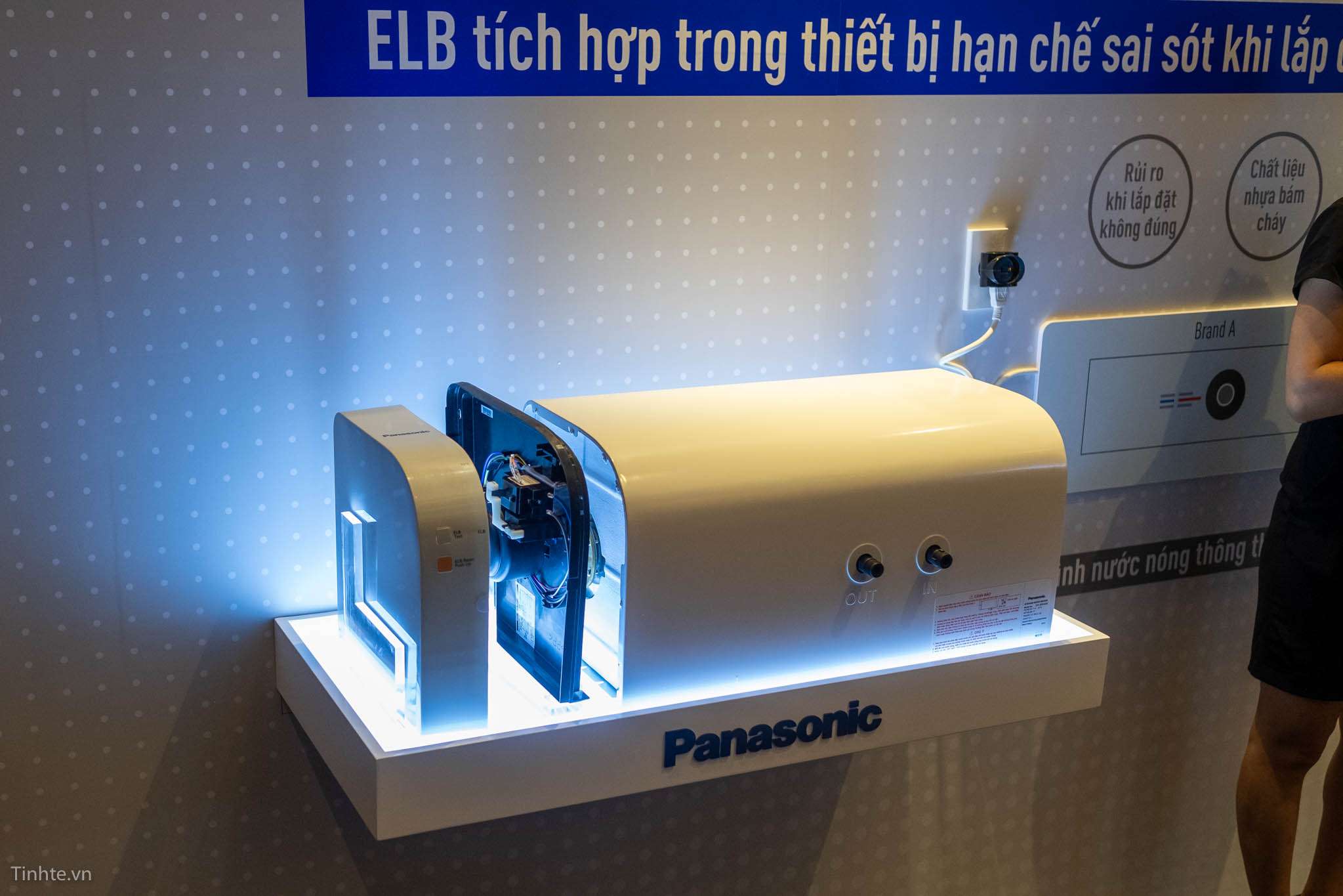Panasonic giới thiệu bình nước nóng mới, không cần bảo trì, dùng thép không rỉ tại Việt Nam | Tinh tế