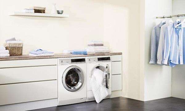 Máy giặt Midea có tốt không? Có nên mua máy giặt Midea hay không?