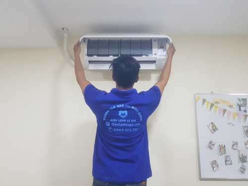 Vệ sinh, bảo dưỡng máy lạnh - Vệ Sinh, Sửa Chữa và Tân Trang Máy Lạnh | Điện Lạnh Lê Gia 24H