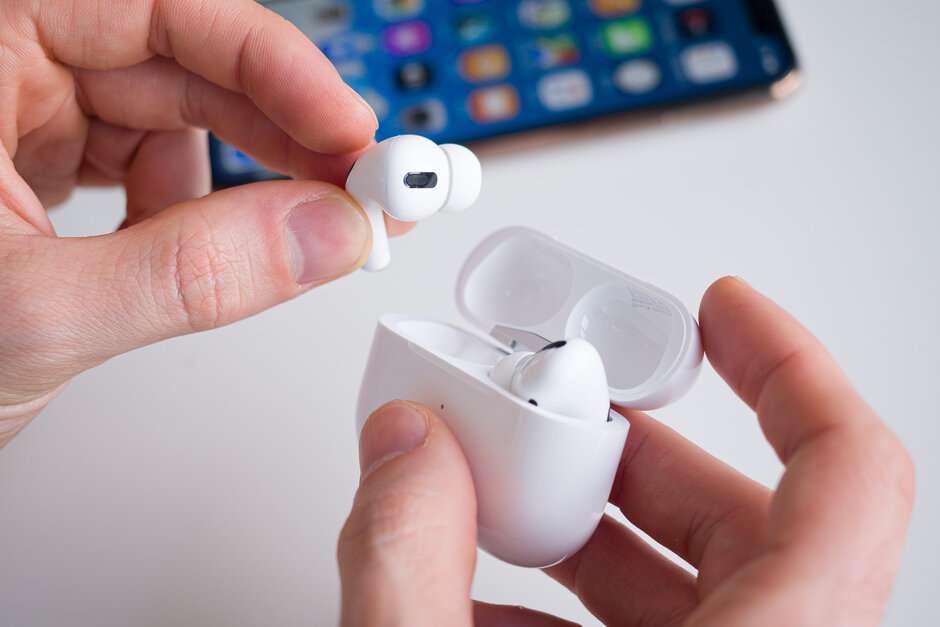 Sforum - Trang thông tin công nghệ mới nhất bg-3 Hướng dẫn sử dụng AirPods, AirPods Pro chi tiết từ A đến Z mà bạn nên biết 