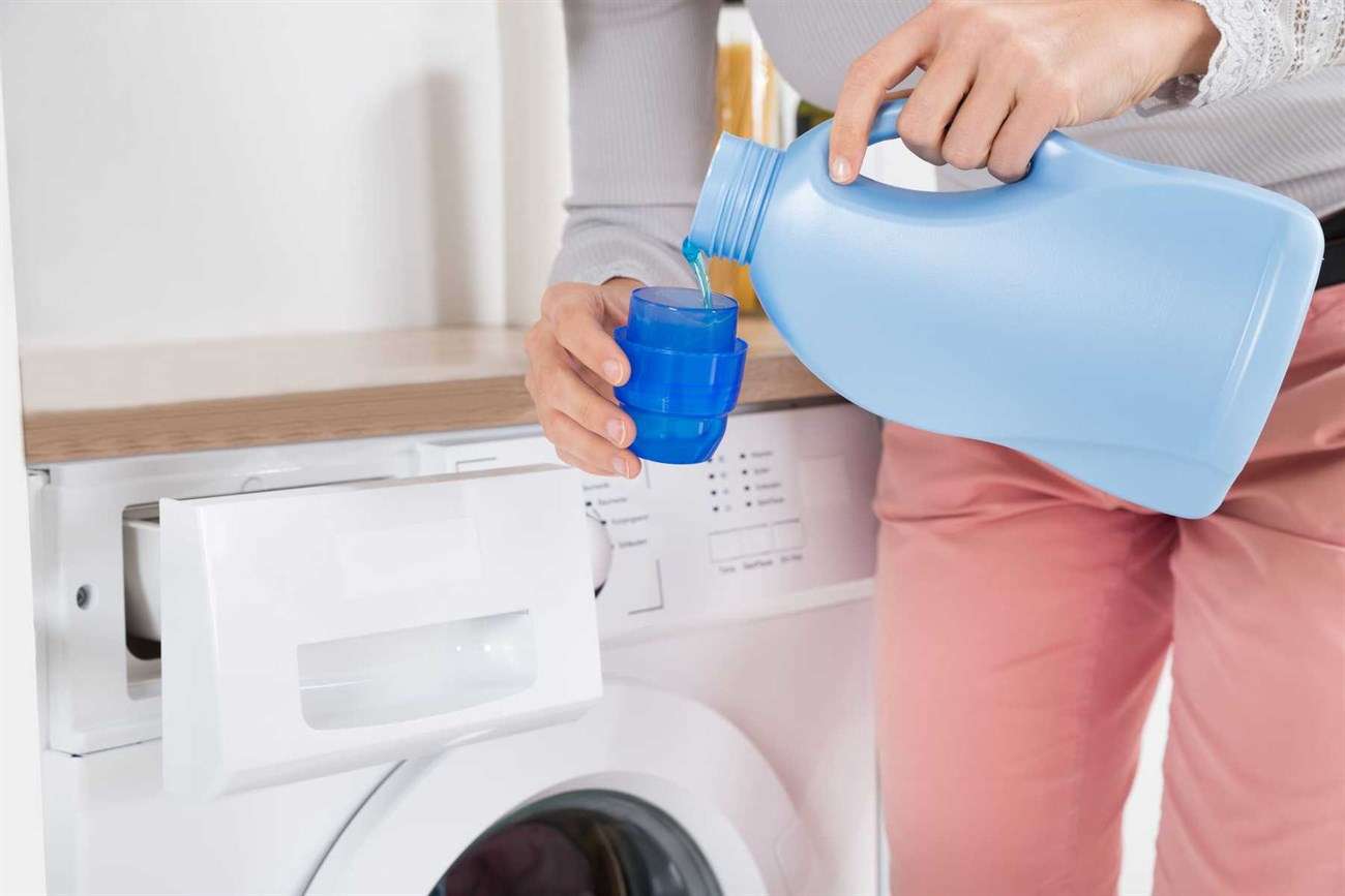 Lựa chọn nước giặt phù hợp với máy giặt cửa ngang