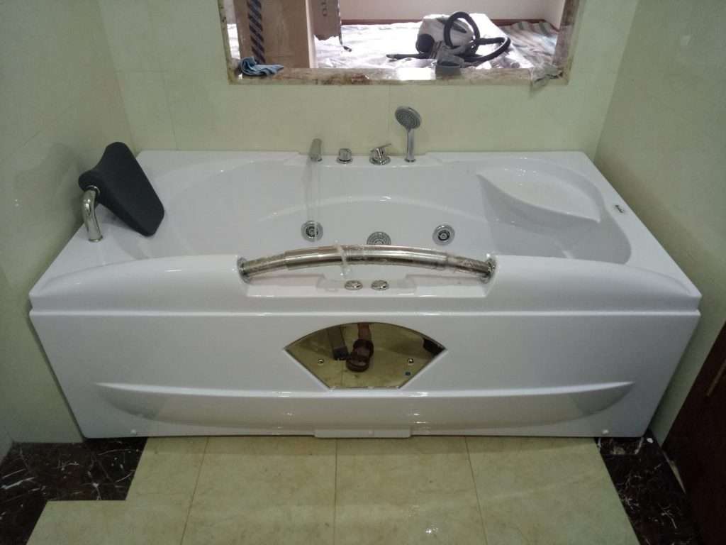 7 kinh nghiệm chọn mua bồn tắm tốt nhất cho bạn từ các chuyên gia – Muasamnhatam.com – Mua Sắm Nhà Tắm