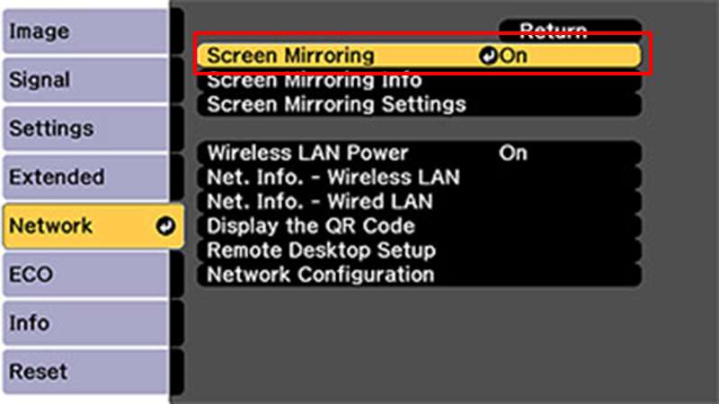 Bật tính năng Screen Mirroring trong phần Cài đặt của máy chiếu