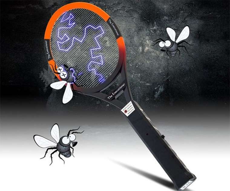 Không sử dụng vợt bắt muỗi cho mục đích khác
