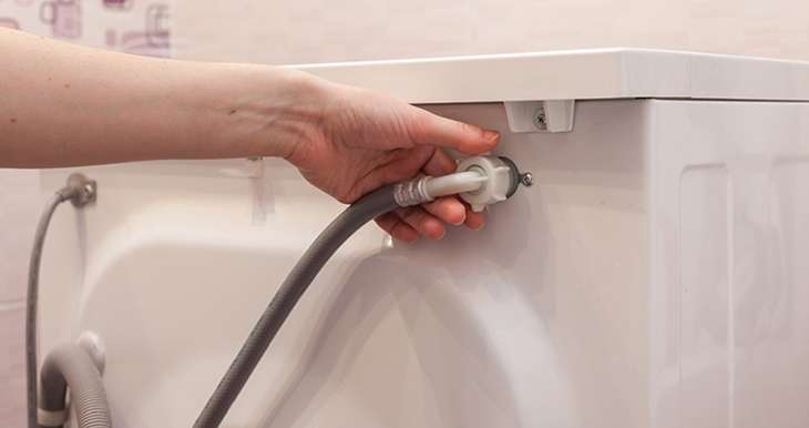 Cách vệ sinh máy giặt cửa ngang Electrolux đơn giản ngay tại nhà