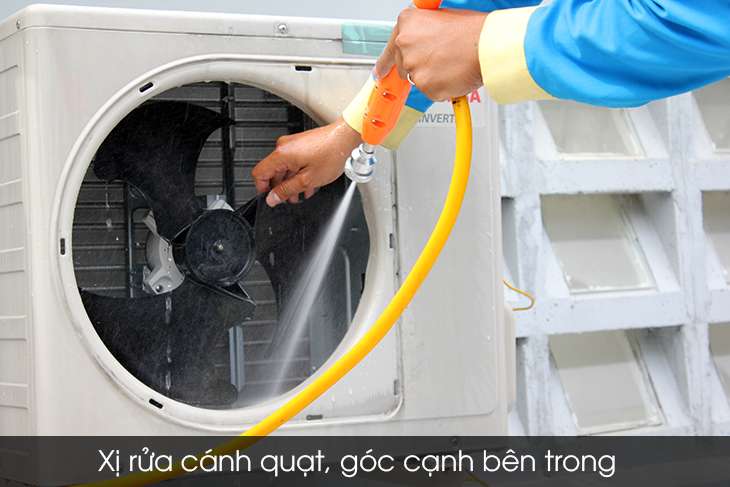 6 bước vệ sinh cục nóng, cục lạnh máy lạnh chi tiết tại nhà sạch bong