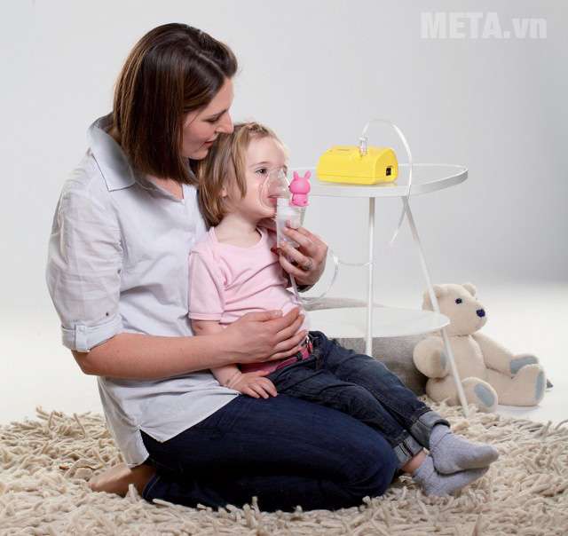 Máy xông mũi họng nén khí rất an toàn khi sử dụng cho trẻ em