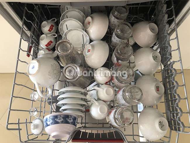 Có nên mua máy rửa bát không? Máy rửa bát rửa có sạch không?