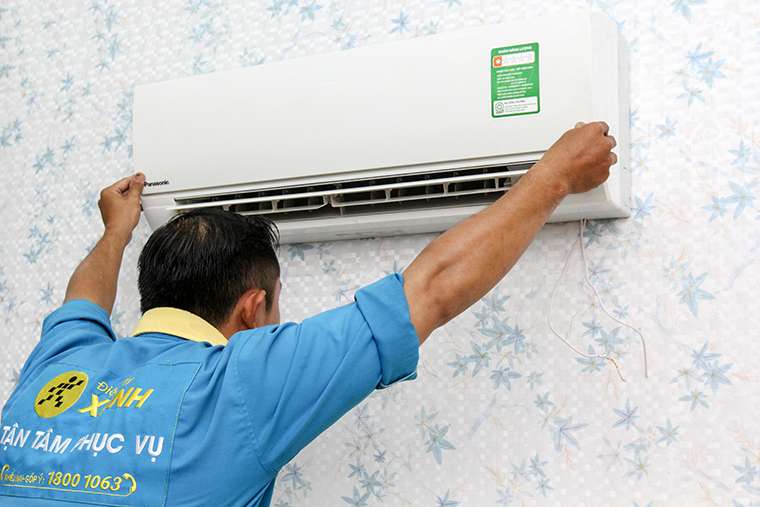 Mua máy lạnh tặng thêm 1 lần vệ sinh máy lạnh chỉ có tại Điện máy XANH