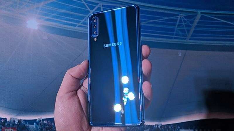 Samsung ra mắt Galaxy A7 (2018) 3 camera tại Việt Nam