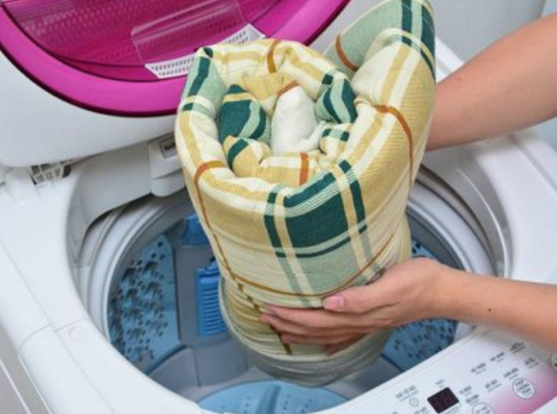 giặt chăn bằng máy giặt