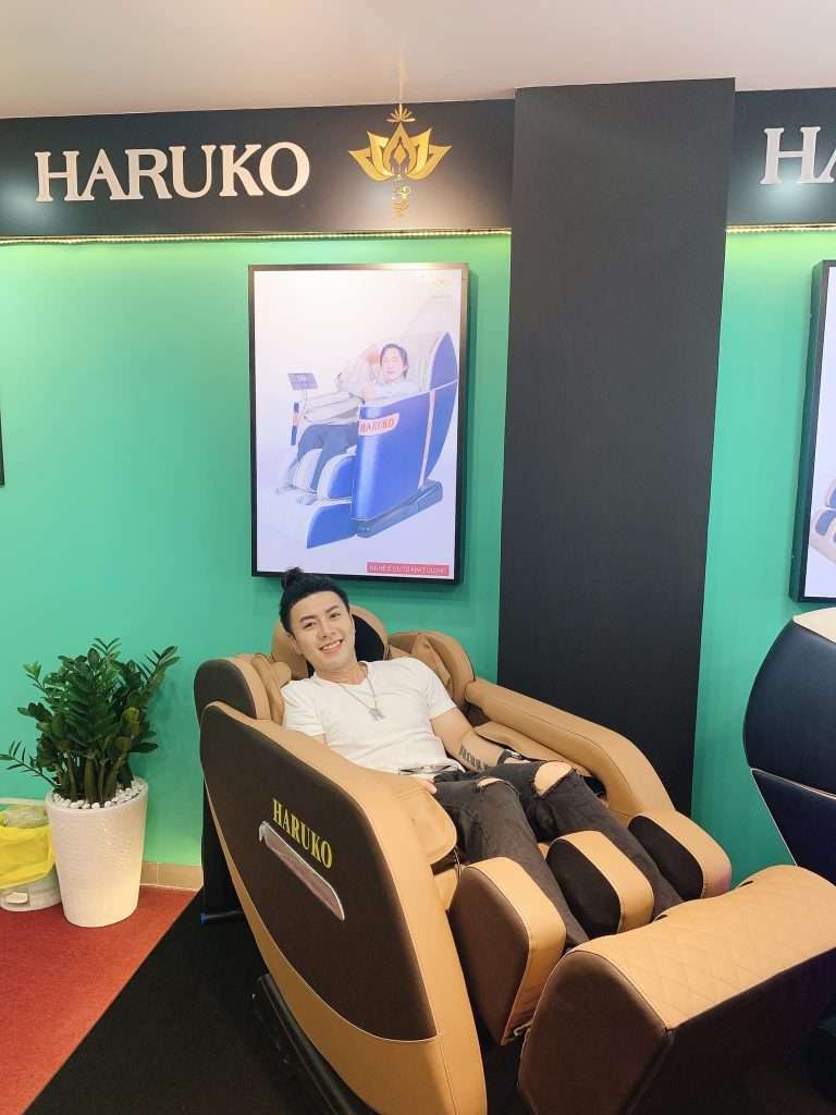 Ghế massage Haruko J3 mang lại trải nghiệm tuyệt vời với con lăn 4D hiện đại