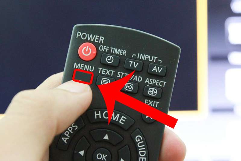 Bấm nút Menu trên remote