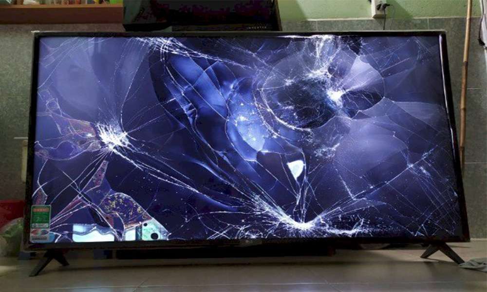 Khắc phục tivi nứt vỡ màn hình như thế nào?