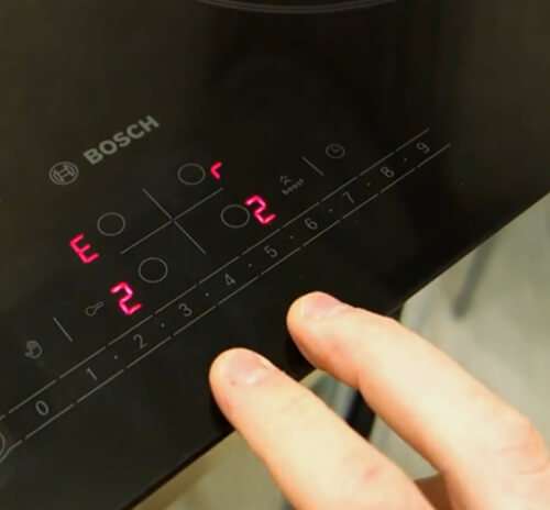 Tổng hợp 10 mã lỗi E trên bếp từ Bosch và cách khắc phục hiệu quả