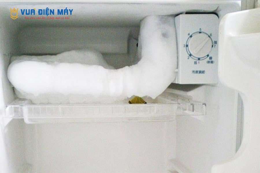 lỗi tủ lạnh hitachi đóng tuyết
