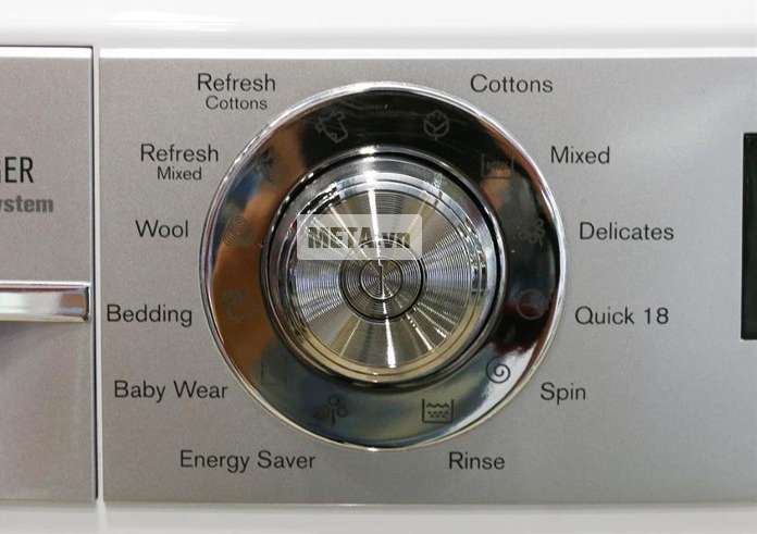 Máy giặt Electrolux bảng điều khiển linh hoạt, dễ thao tác