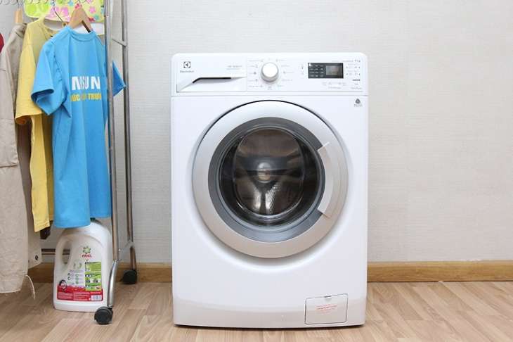 Mã lỗi loc trên máy giặt Electrolux là gì?