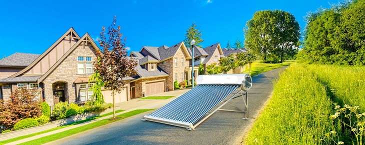 Máy nước nóng năng lượng mặt trời là gì? Có nên mua không?