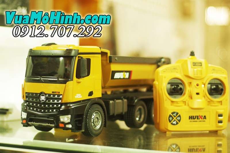 Mô hình xe ô tô tải ben điều khiển từ xa Huina 1573