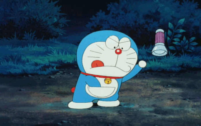 Đèn Pin Phóng To/Thu Nhỏ: Món bảo bối tưởng là vô dụng mà lại rất được việc của Doraemon - Ảnh 3.