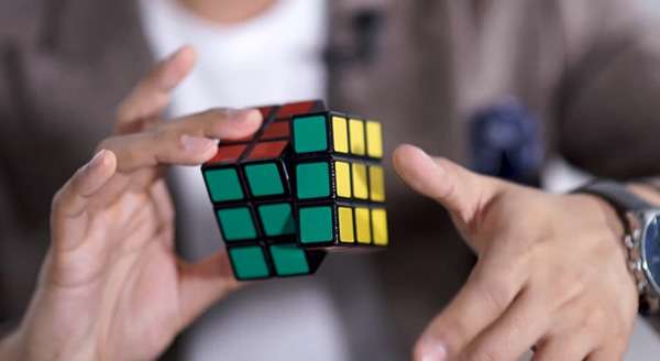 Lý do bạn nên vệ sinh Rubik thường xuyên