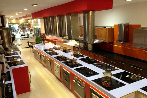 Showroom trưng bày bếp điện từ Nam Anh