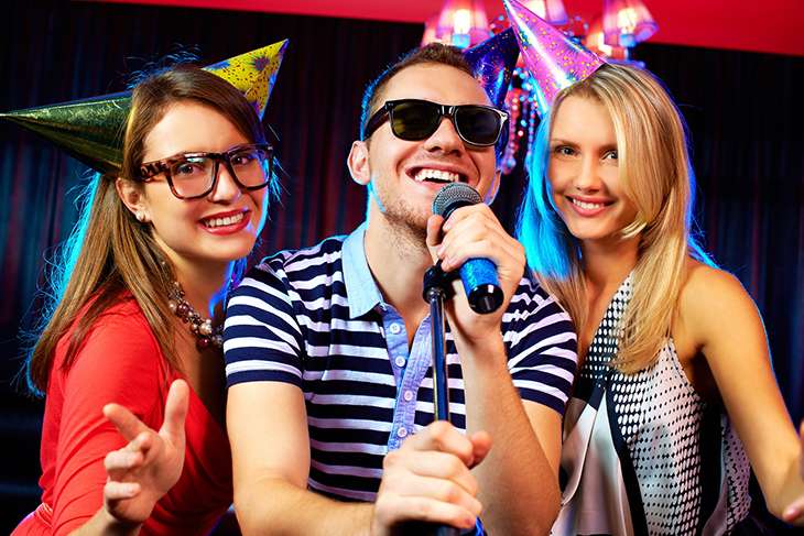 Smart tivi có hát karaoke online được không? Hướng dẫn chi tiết nhất!