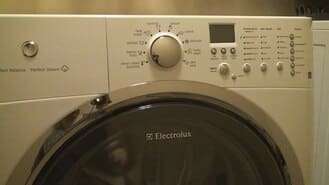 Máy giặt electrolux hỏng phím nguồn bật không lên