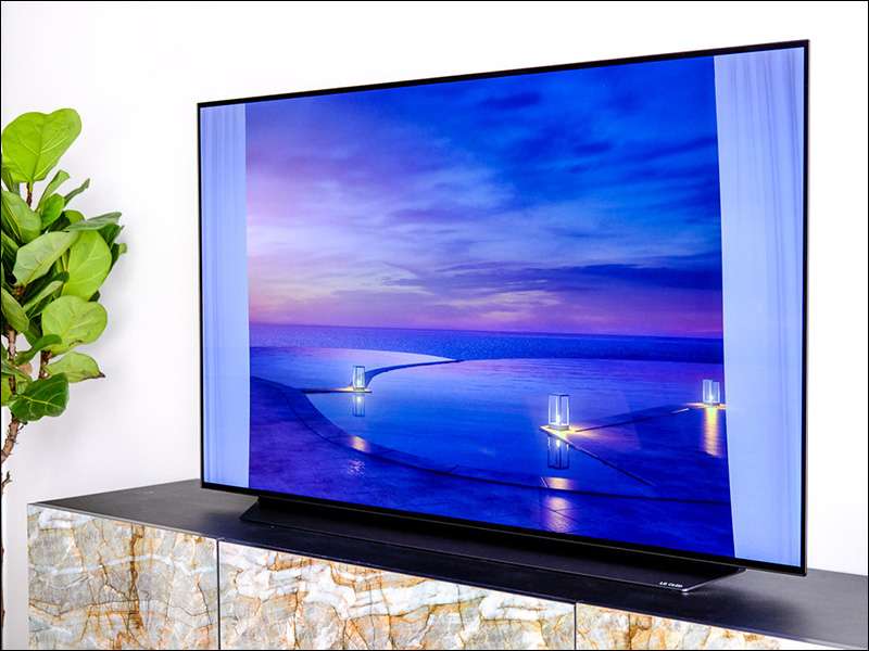 Thiết kế mỏng giúp TV QLED tiết kiệm điện năng hơn