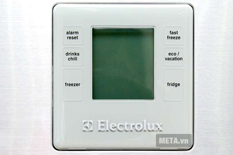 Tủ lạnh 440 lít Electrolux ETE4407SD-RVN với bảng điều khiển.