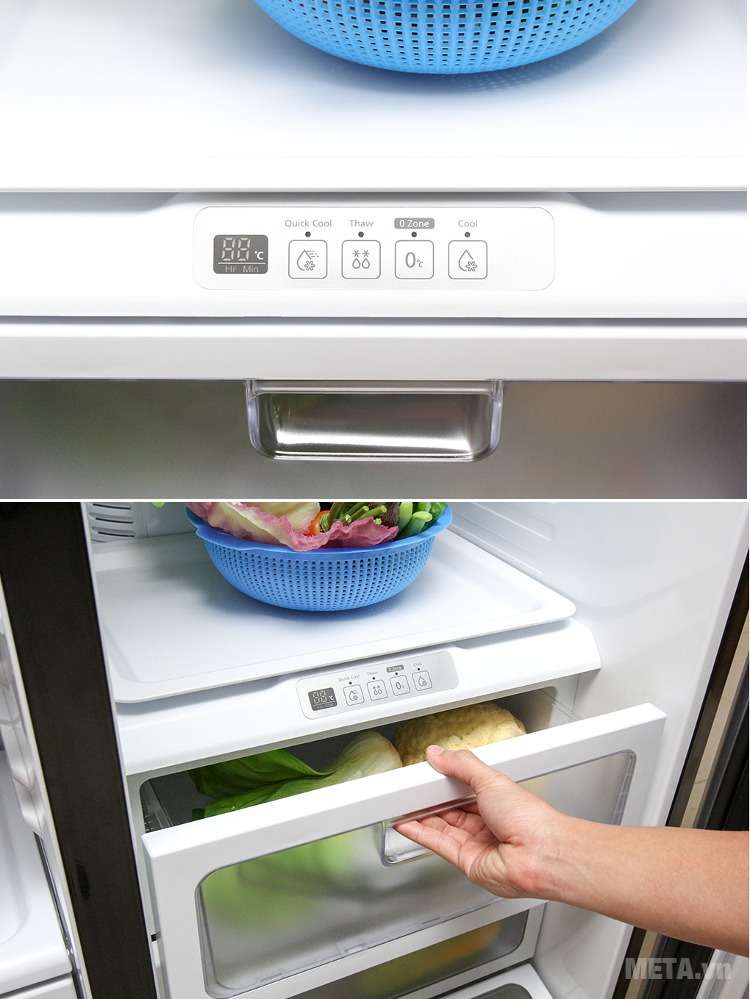Tủ lạnh side by side 518 lít Samsung RSH5ZLMR1 với khay để rau củ có diện tích lớn.