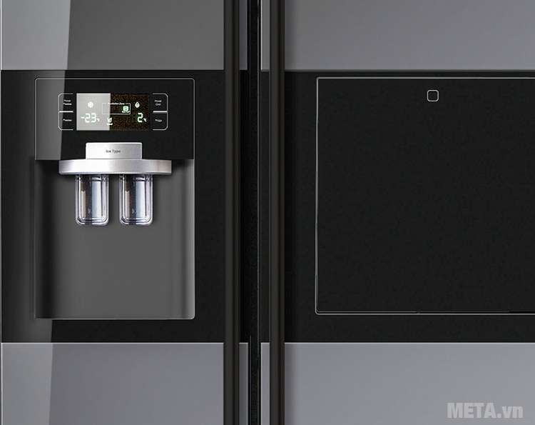 Tủ lạnh side by side 518 lít Samsung RSH5ZLMR1 thiết kế bảng điều khiển bên ngoài.