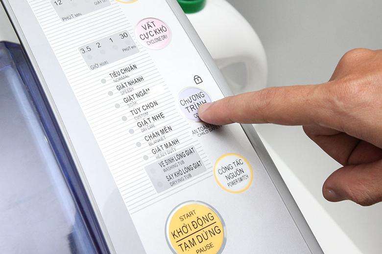 Máy giặt Sanyo có nhiều chế độ giặt giúp bạn lựa chọn (minh họa Máy giặt Sanyo ASW-DQ900HT)